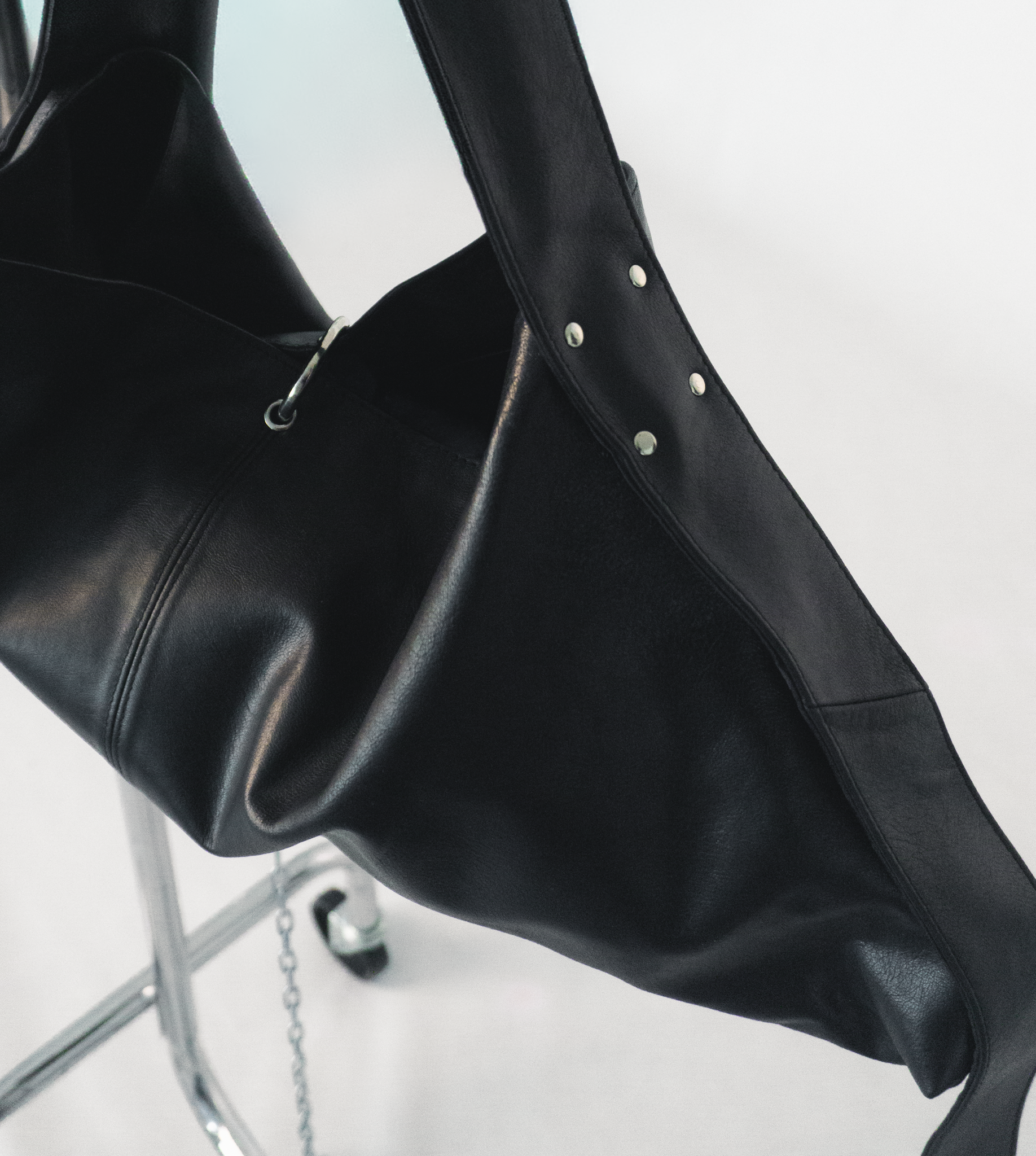 SHOULDER BAG - BLACK